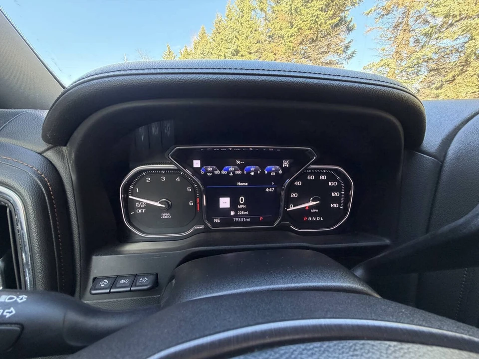 2021 GMC Sierra 5th Gen - Image 16 of 21