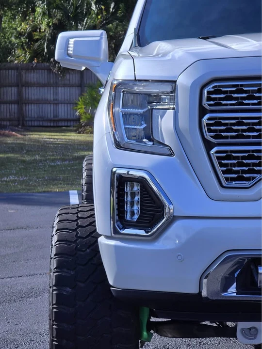 2021 GMC Sierra 5th Gen - Image 18 of 20
