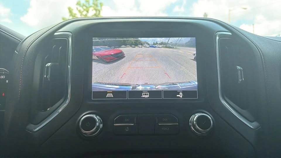 2021 GMC Sierra 5th Gen - Image 18 of 20
