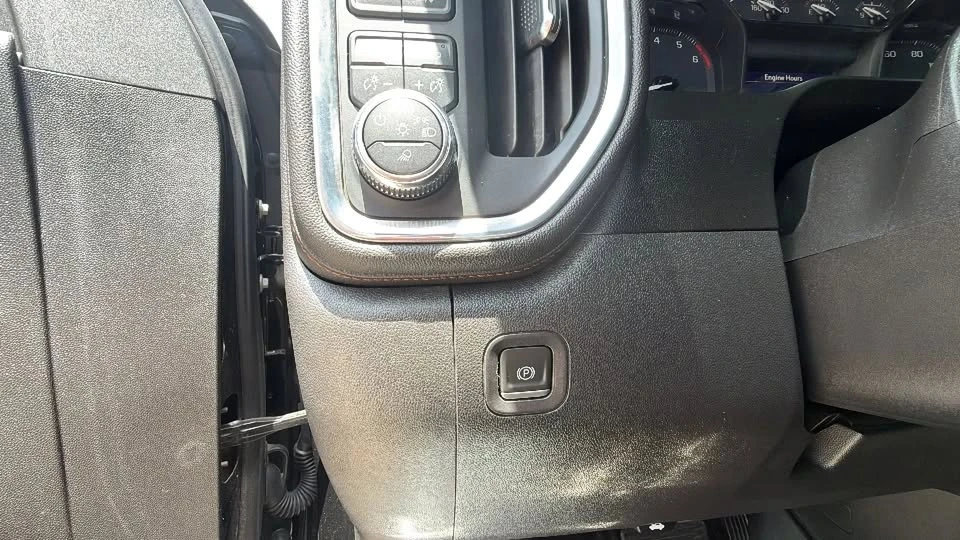 2021 GMC Sierra 5th Gen - Image 16 of 20
