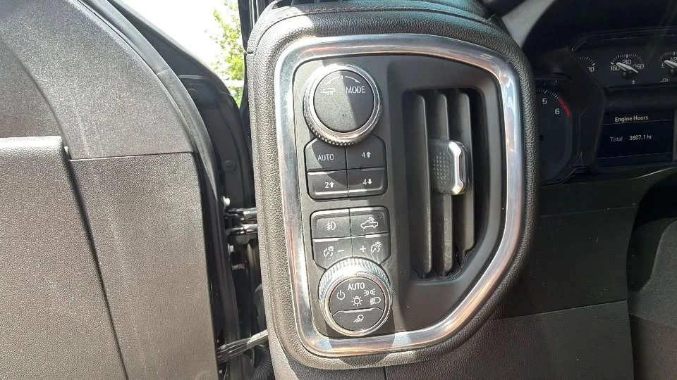 2021 GMC Sierra 5th Gen - Image 15 of 20