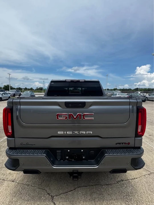 2021 GMC Sierra 5th Gen - Image 5 of 10