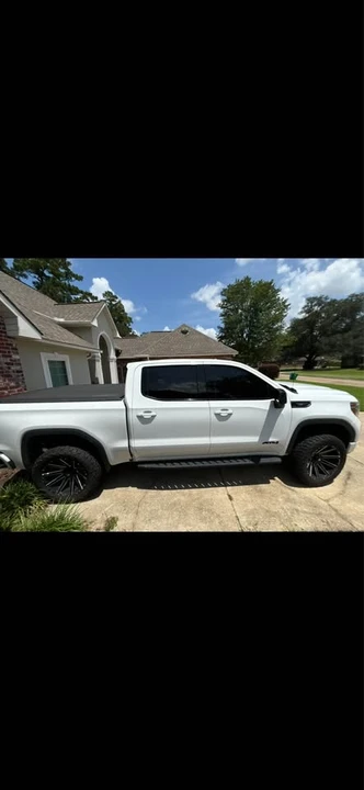 2021 GMC Sierra 5th Gen - Image 4 of 11