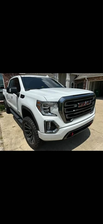 2021 GMC Sierra 5th Gen - Image 2 of 11