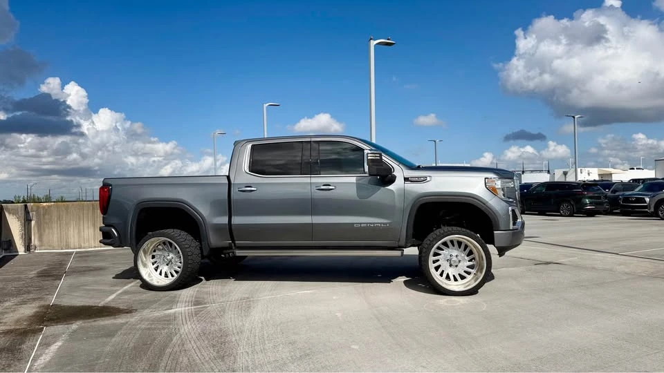 2021 GMC Sierra 5th Gen - Image 4 of 16