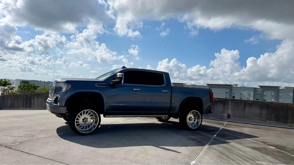 2021 GMC Sierra 5th Gen - Image 8 of 16
