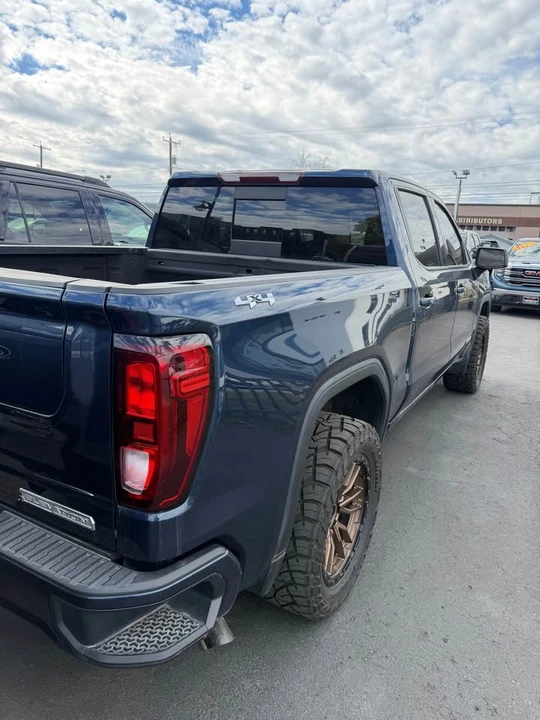2021 GMC Sierra 5th Gen - Image 5 of 16