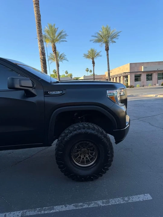 2021 GMC Sierra 5th Gen - Image 2 of 7