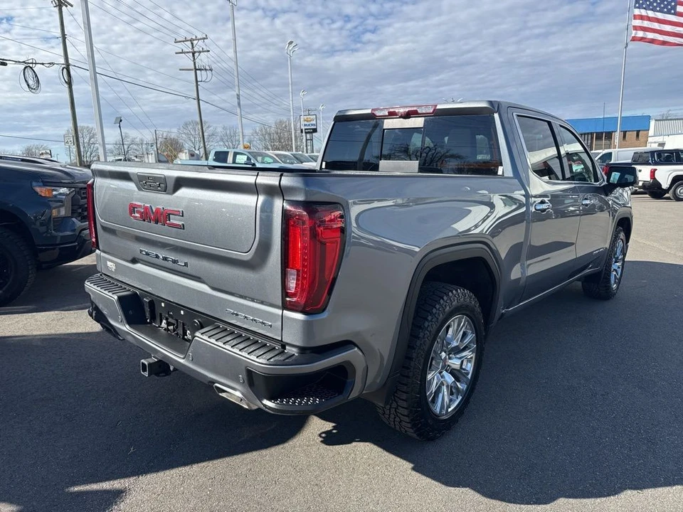 2021 GMC Sierra 5th Gen - Image 5 of 21