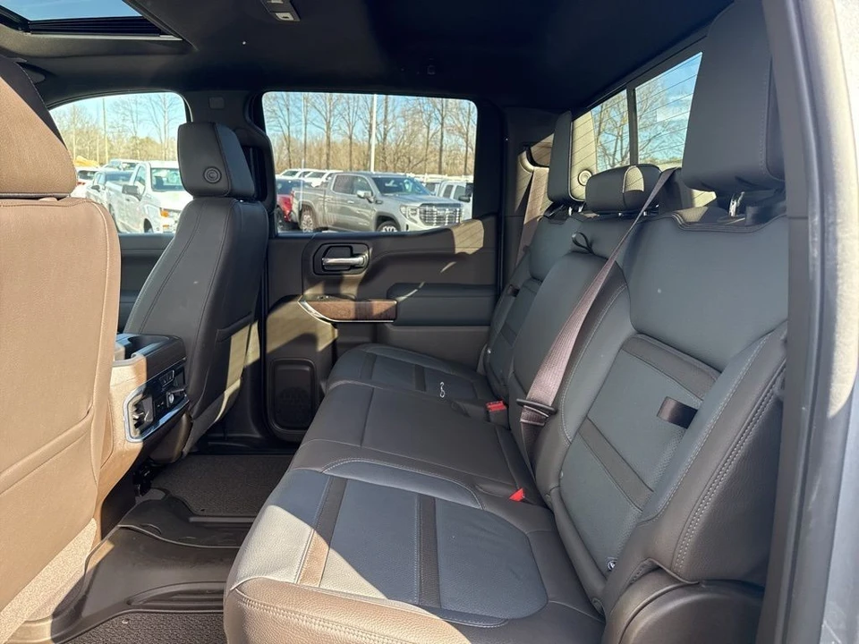 2021 GMC Sierra 5th Gen - Image 13 of 21
