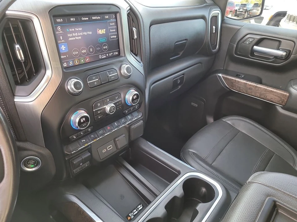 2021 GMC Sierra 5th Gen - Image 19 of 21