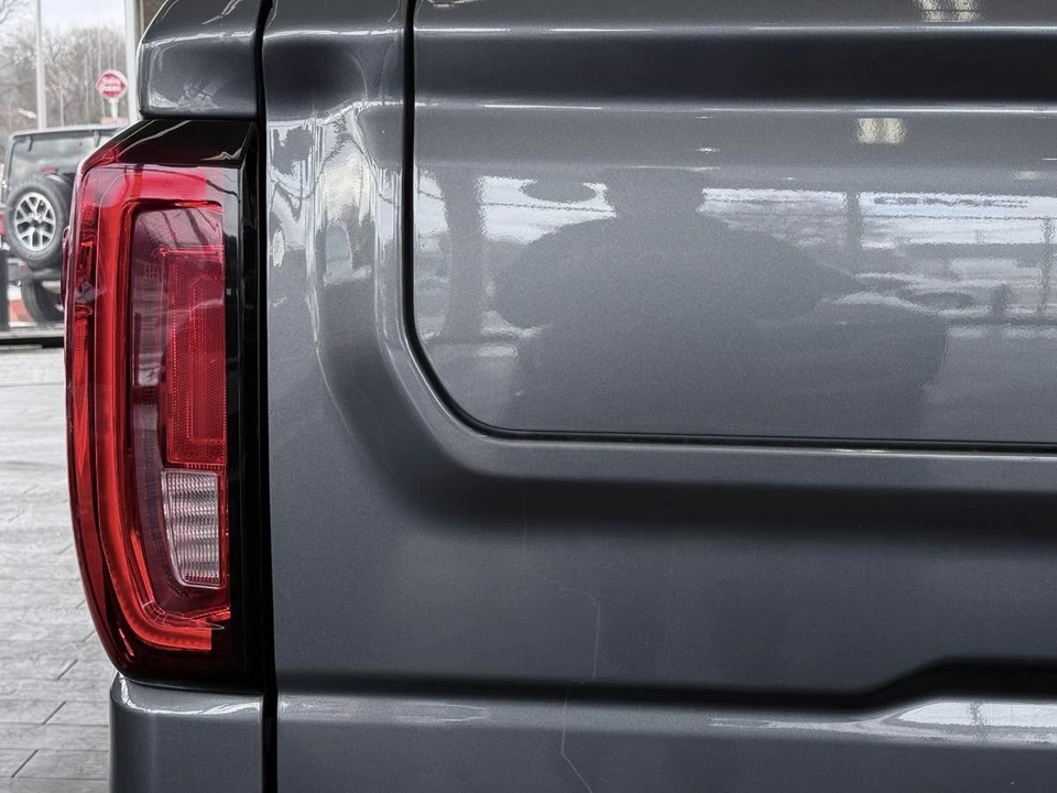 2021 GMC Sierra 5th Gen - Image 16 of 21
