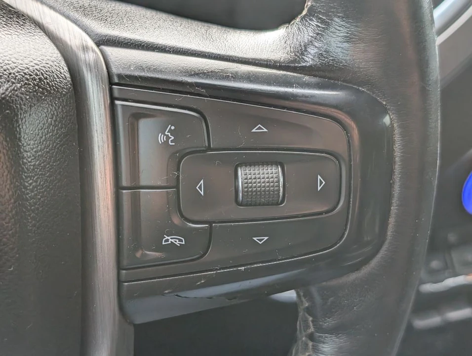 2021 GMC Sierra 5th Gen - Image 15 of 25