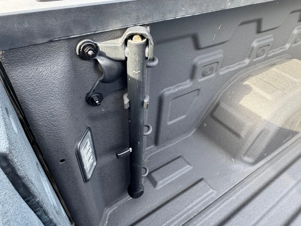 2021 GMC Sierra 5th Gen - Image 13 of 31