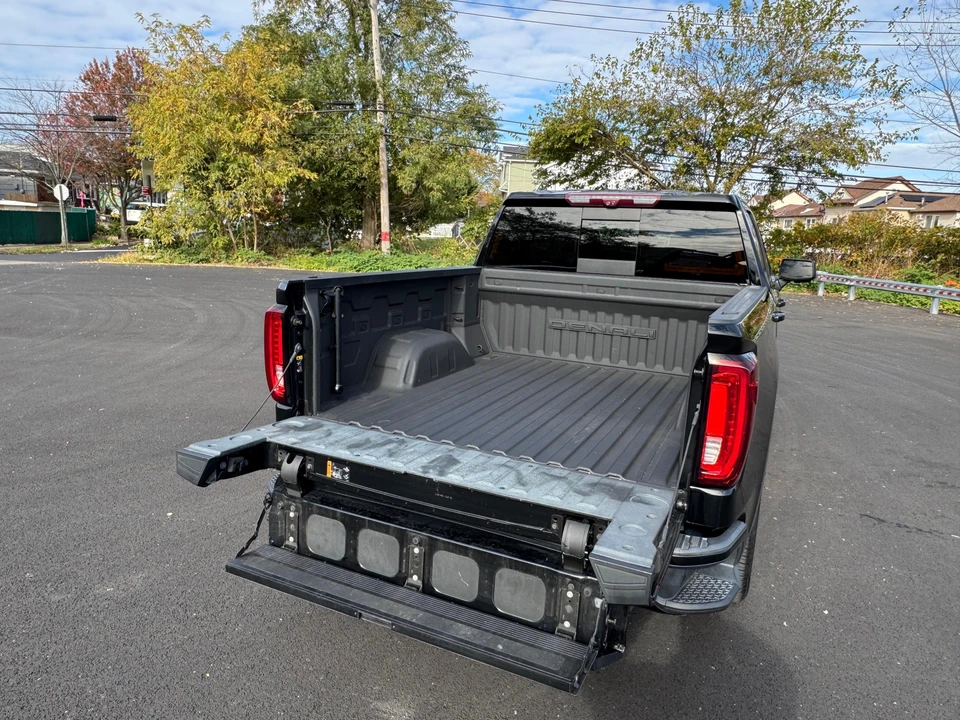 2021 GMC Sierra 5th Gen - Image 8 of 31