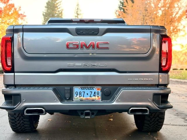 2021 GMC Sierra 4th Gen - Image 11 of 21