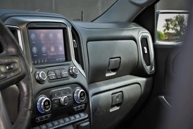 2021 GMC Sierra 4th Gen - Image 16 of 21