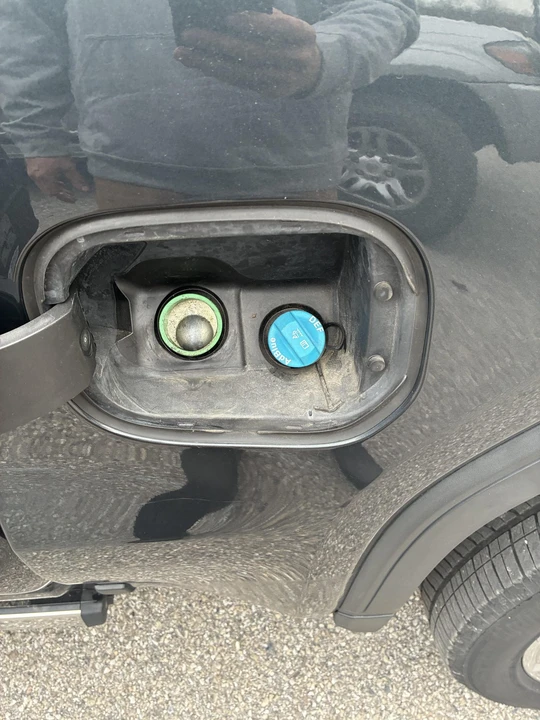 2021 GMC Sierra 5th Gen - Image 19 of 31