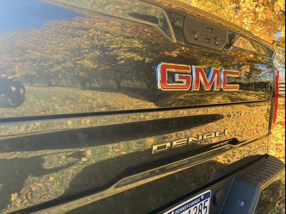 2021 GMC Sierra 5th Gen - Image 28 of 31