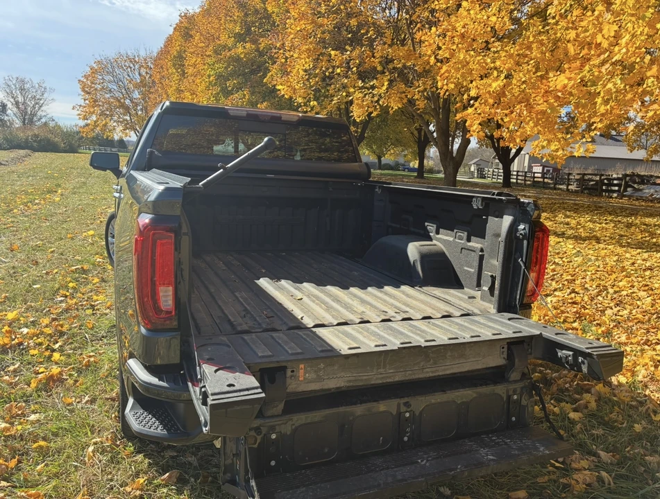 2021 GMC Sierra 5th Gen - Image 22 of 31
