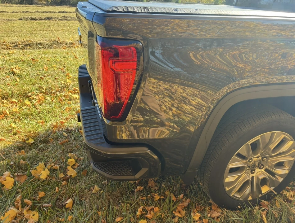 2021 GMC Sierra 5th Gen - Image 20 of 31