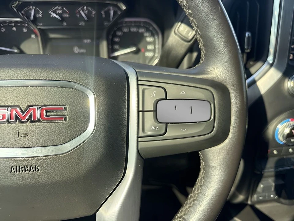 2021 GMC Sierra 5th Gen - Image 15 of 21