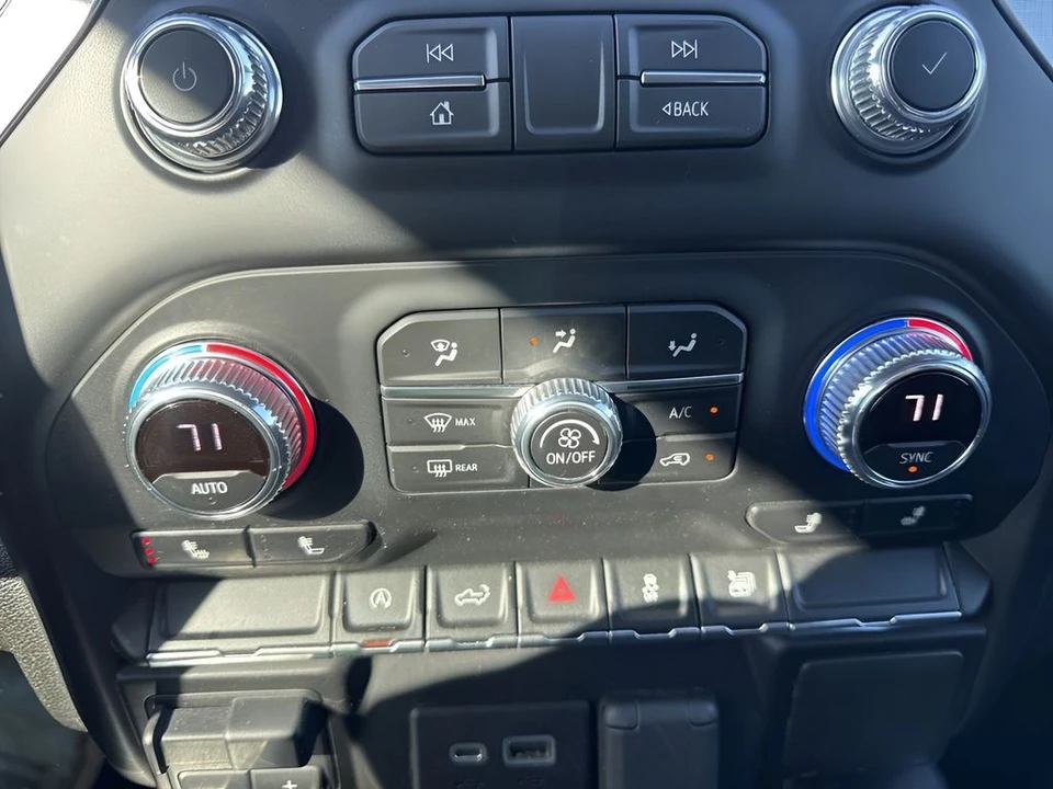 2021 GMC Sierra 5th Gen - Image 18 of 21