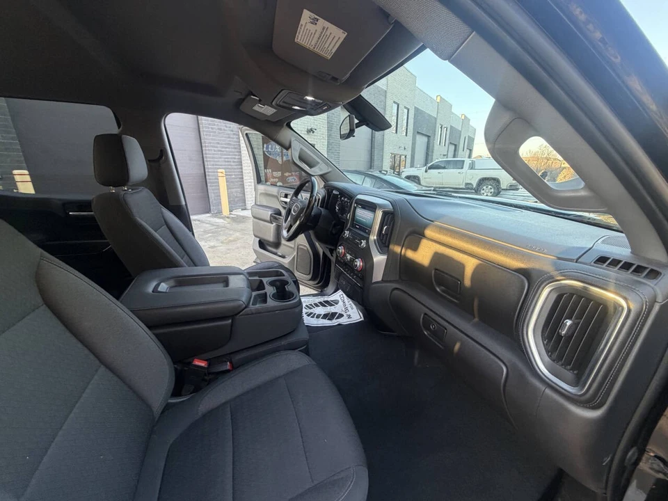 2021 GMC Sierra 5th Gen - Image 15 of 21