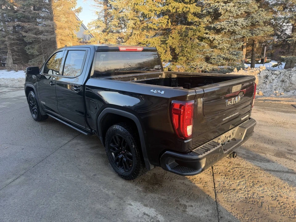 2021 GMC Sierra 5th Gen - Image 11 of 21