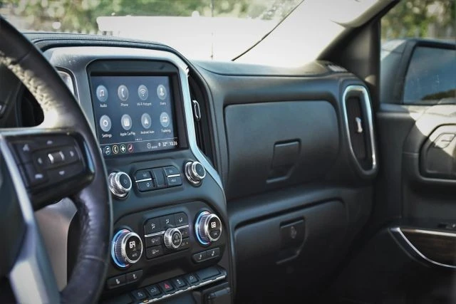 2021 GMC Sierra 5th Gen - Image 13 of 21