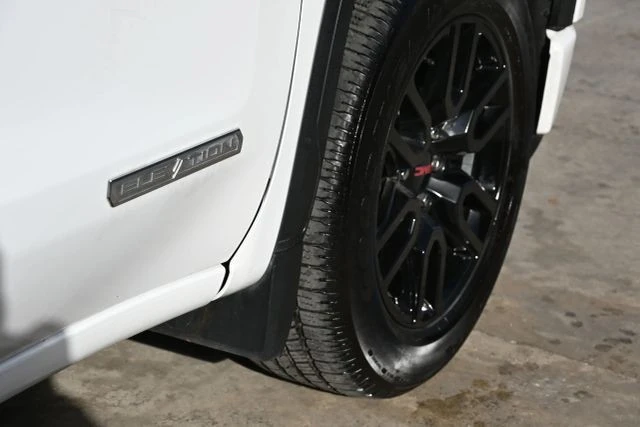 2021 GMC Sierra 5th Gen - Image 10 of 21