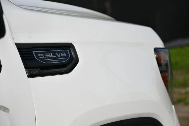 2021 GMC Sierra 5th Gen - Image 11 of 21