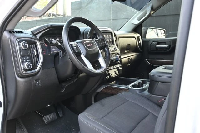 2021 GMC Sierra 5th Gen - Image 15 of 21