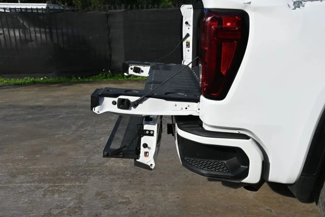 2021 GMC Sierra 5th Gen - Image 9 of 21