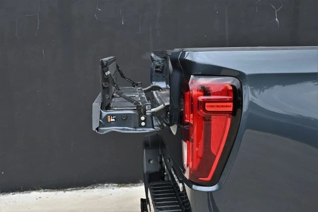 2021 GMC Sierra 5th Gen - Image 10 of 21