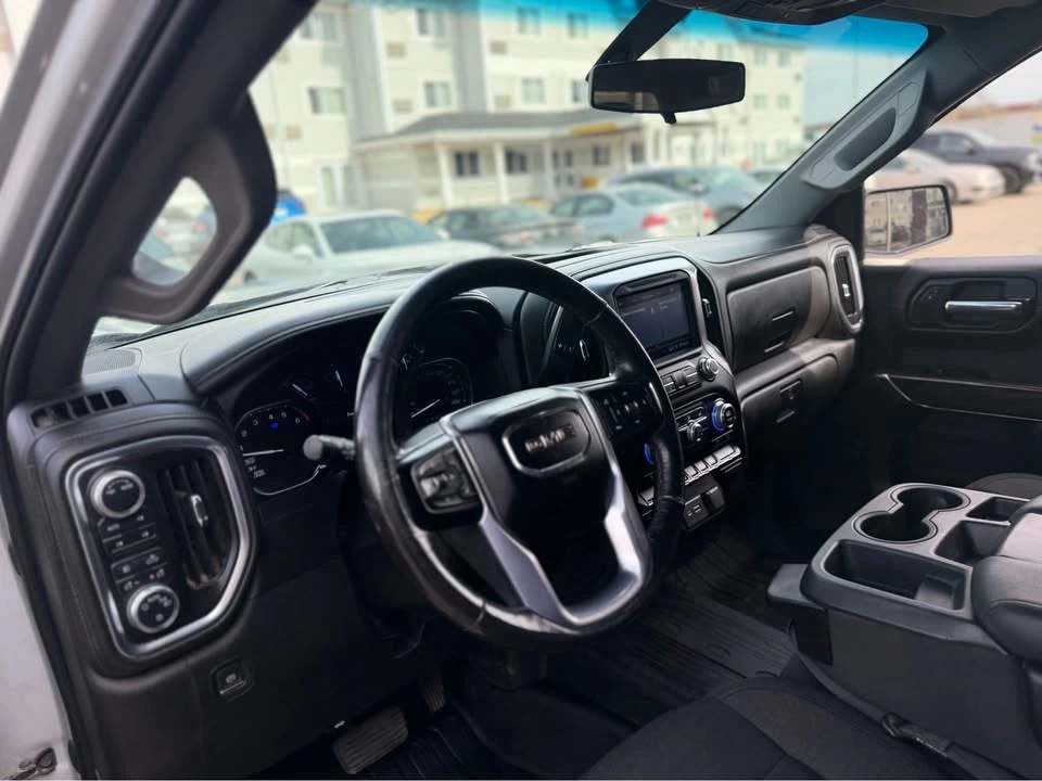 2021 GMC Sierra 5th Gen - Image 12 of 19