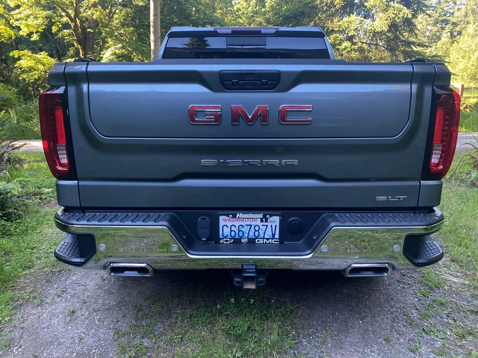 2021 GMC Sierra 5th Gen - Image 18 of 31