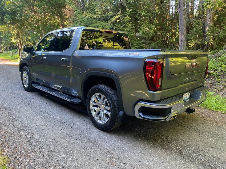 2021 GMC Sierra 5th Gen - Image 17 of 31