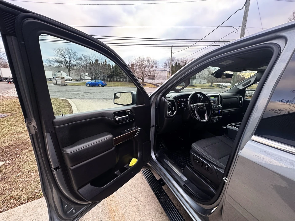 2021 GMC Sierra 5th Gen - Image 11 of 21