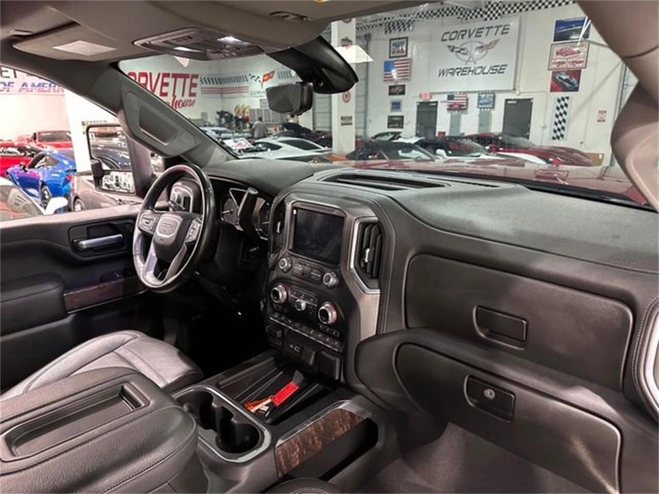 2021 GMC Sierra 5th Gen - Image 16 of 30