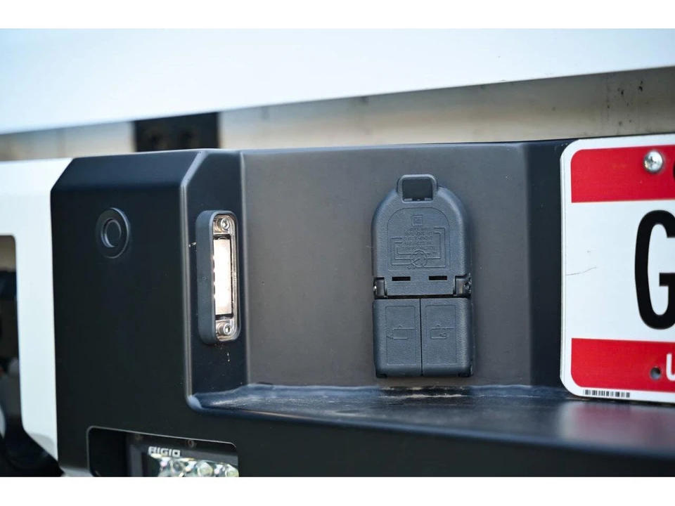 2021 GMC Sierra 5th Gen - Image 19 of 31