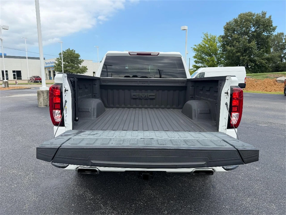 2021 GMC Sierra 5th Gen - Image 14 of 31