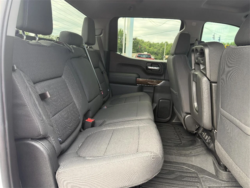 2021 GMC Sierra 5th Gen - Image 18 of 31