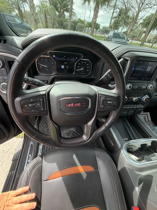 2021 GMC Sierra 5th Gen - Image 11 of 12