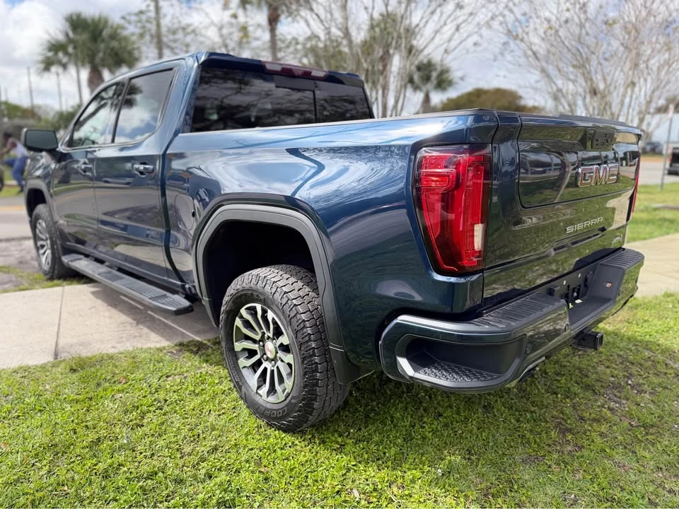 2021 GMC Sierra 5th Gen - Image 5 of 12