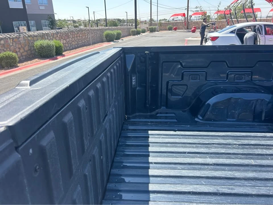 2021 GMC Sierra 5th Gen - Image 5 of 16