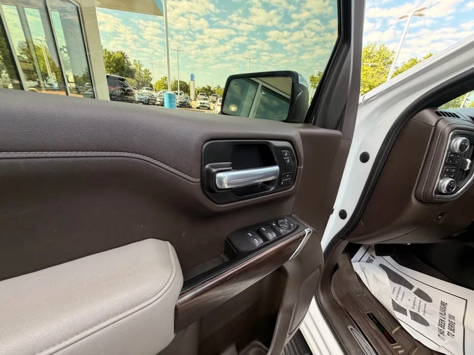 2021 GMC Sierra 5th Gen - Image 5 of 15