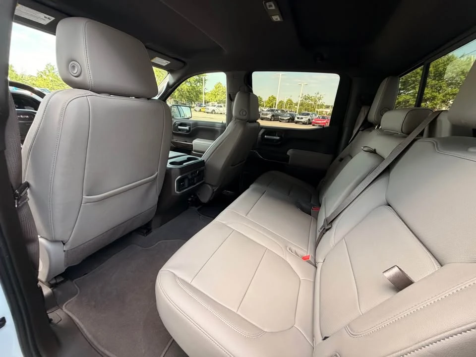 2021 GMC Sierra 5th Gen - Image 11 of 15