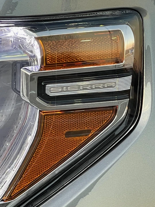 2021 GMC Sierra 5th Gen - Image 23 of 31