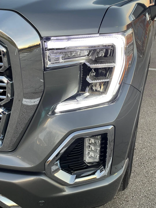 2021 GMC Sierra 5th Gen - Image 22 of 31